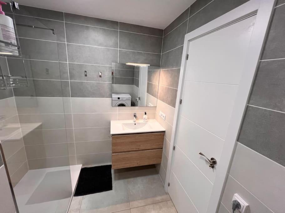 Fuengirola Puerto Y Mar Apartment Ngoại thất bức ảnh
